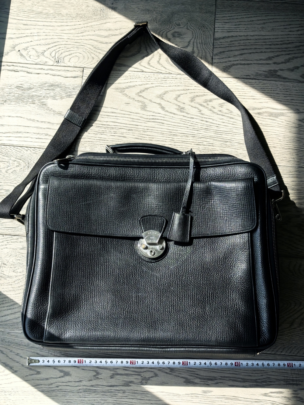 BALLY Classic Black Leather Men's Briefcase Shoulder Bag